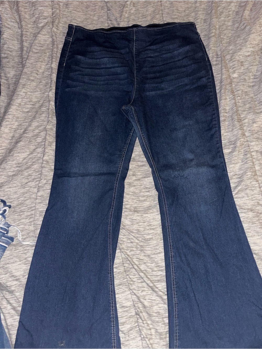 14 pair of jeans Light Blue & Black Distressed Women's Jeans Stack - Picture 5 of 15